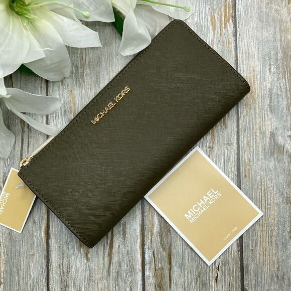 Michael Kors Jet Set Travel Large Saffiano Leather Quarter-Zip Wallet Bag Purse - Picture 8 of 12